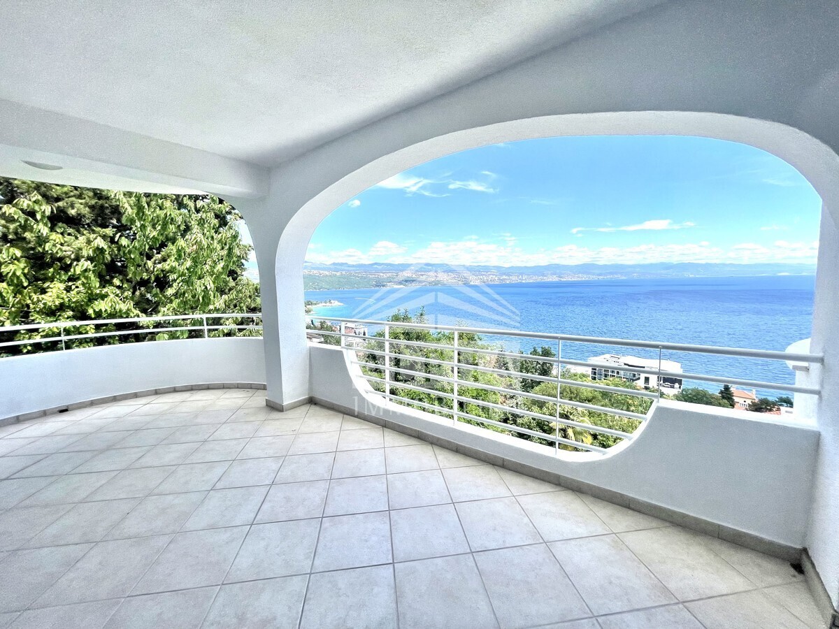 Balkon 1.OG