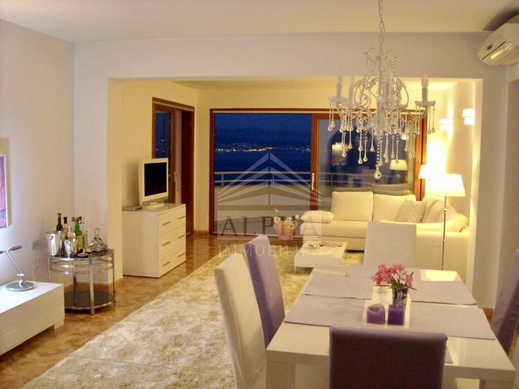Wohn- und Esszimmer_Wohnung im 2.OG