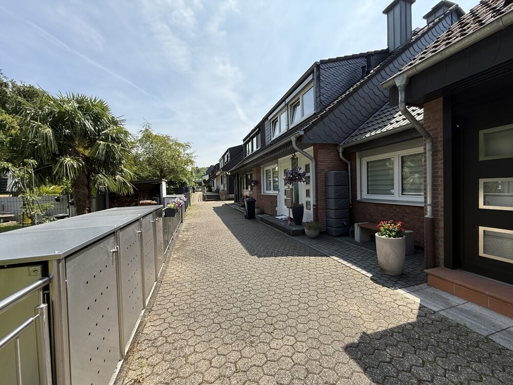 Eingangsbereich Straße