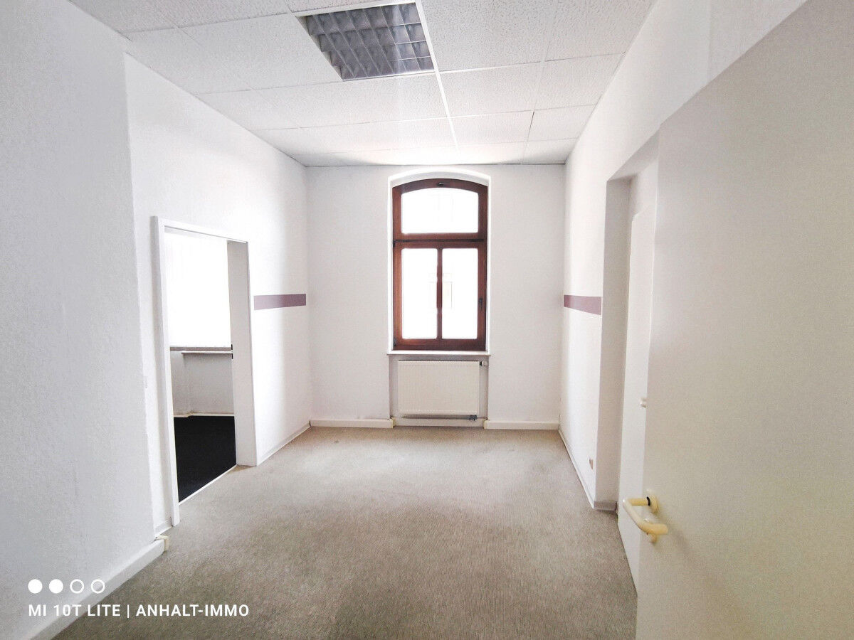 Büro (4)