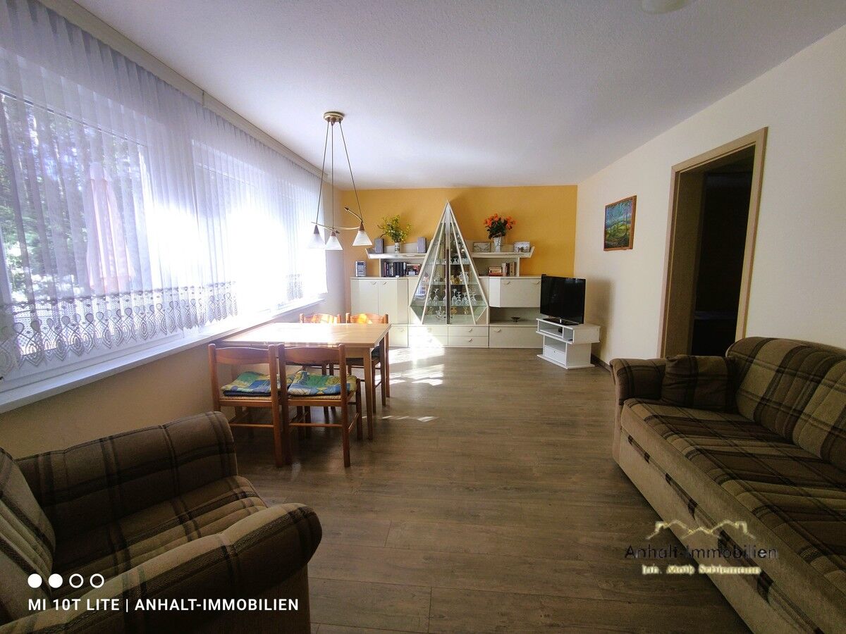 Wohnzimmer (2)