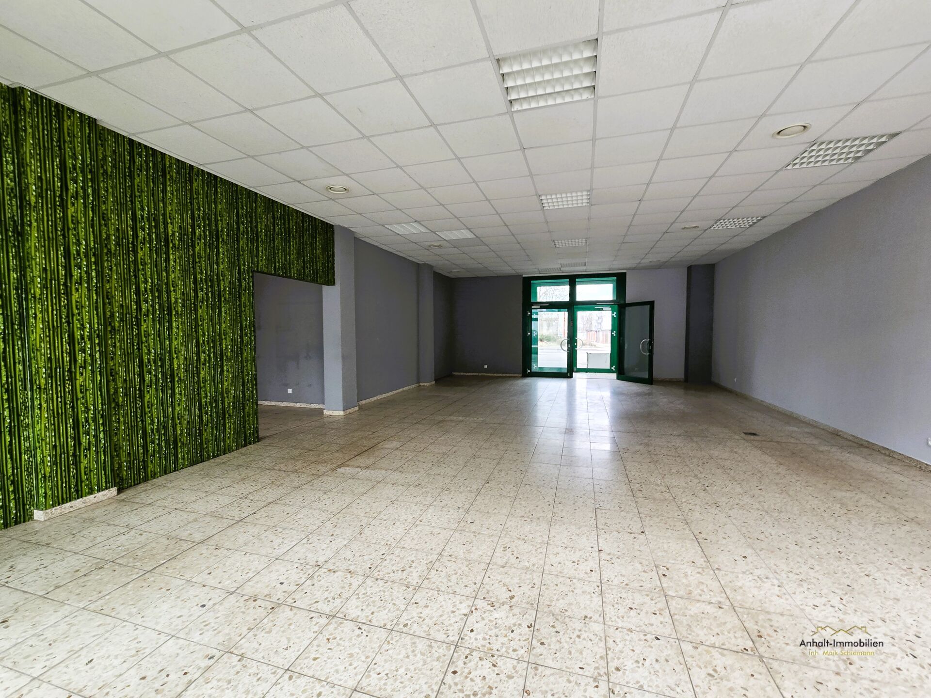 Verkaufsraum (3)