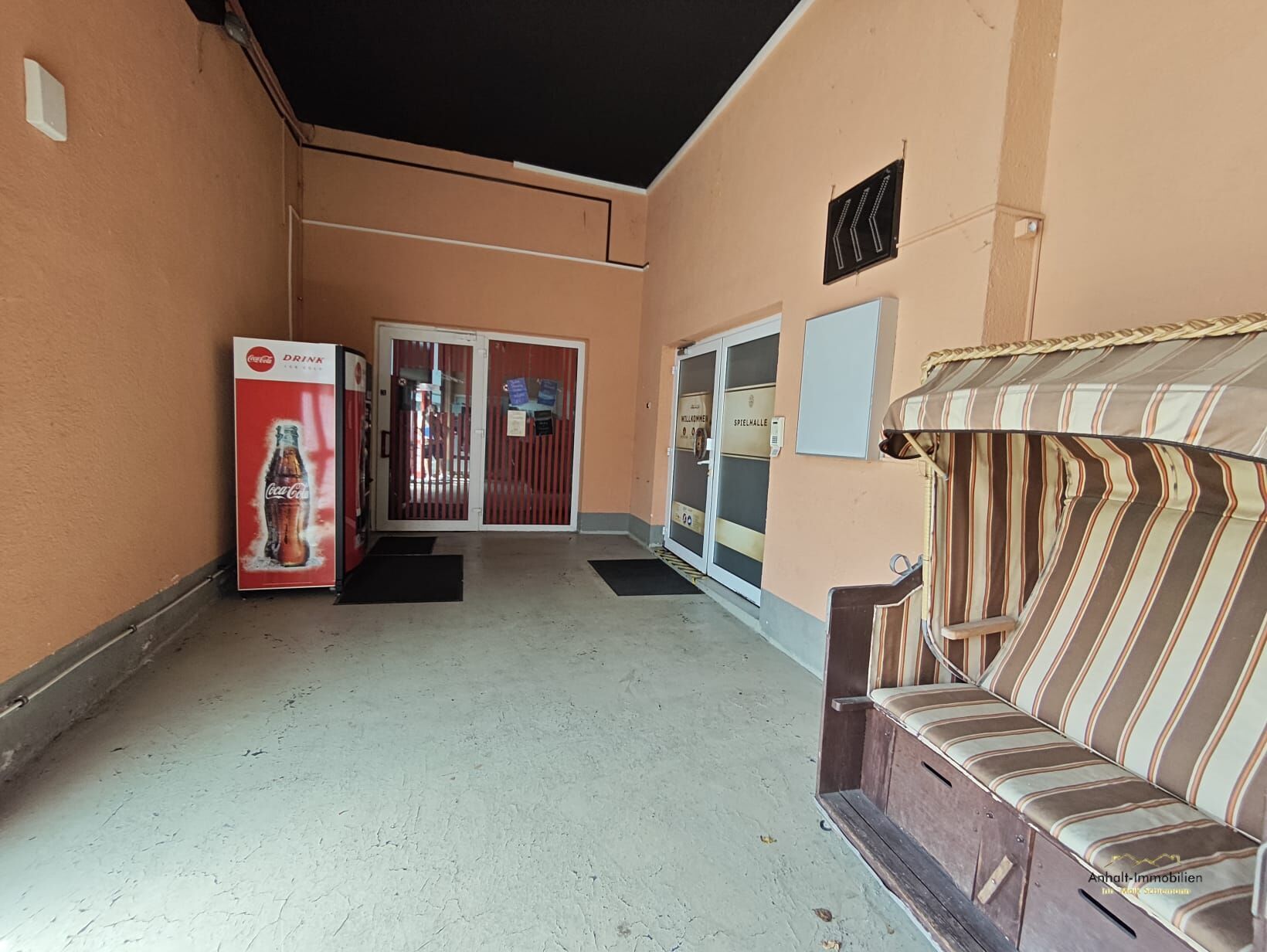 Eingangsbereich Straßenseite