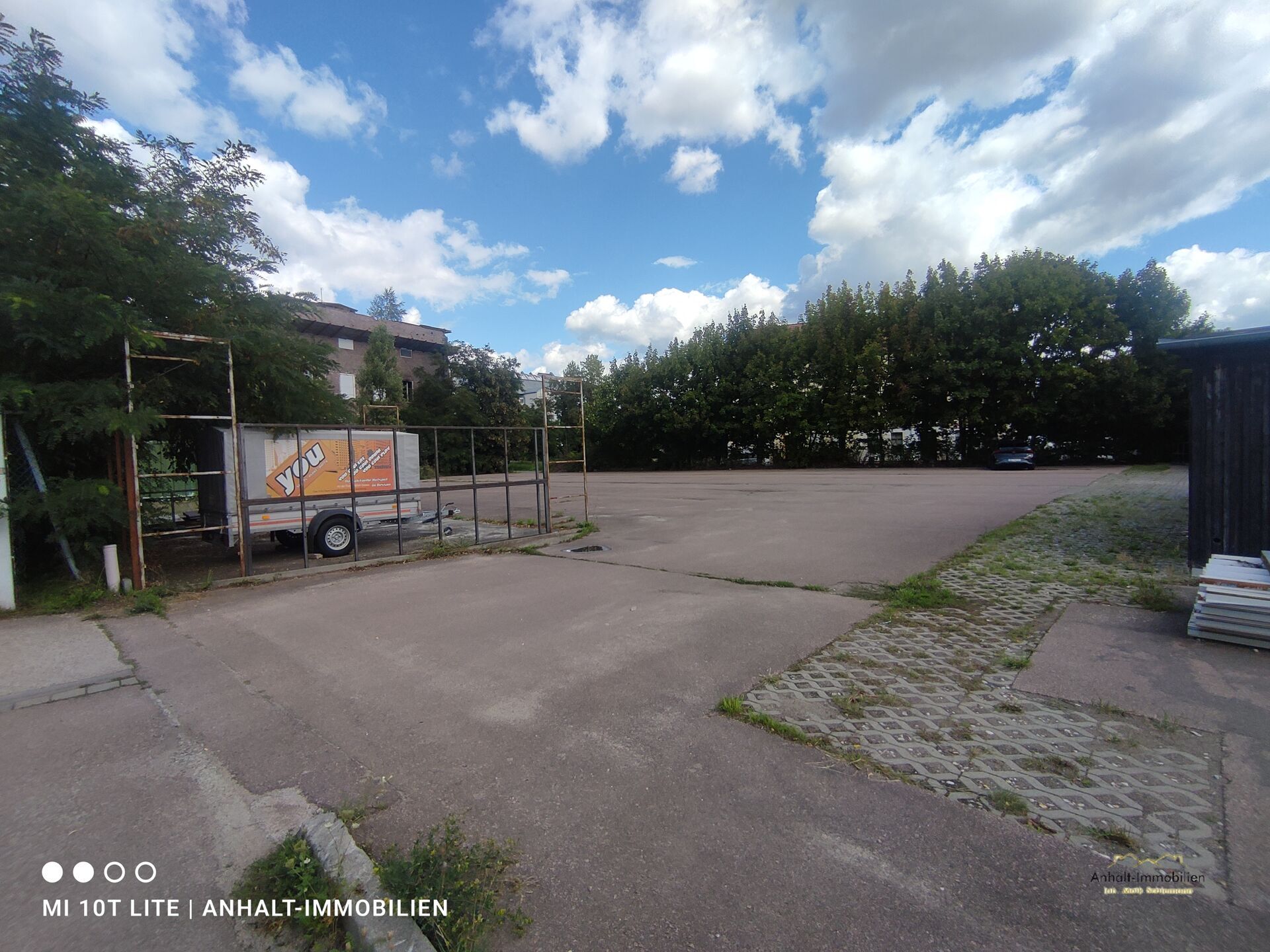 1. Parkplatz