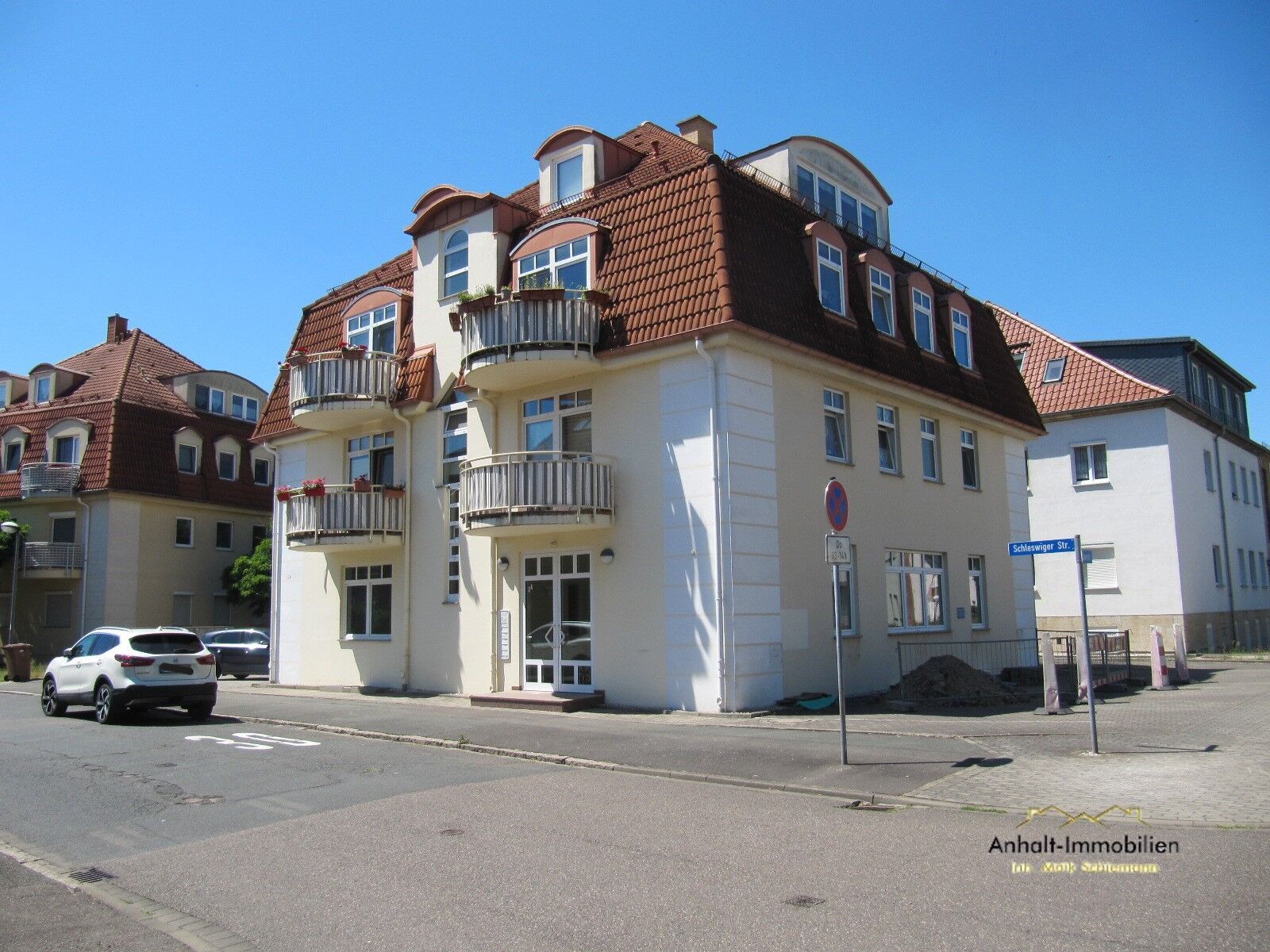 04-Wohn- und Geschäftshaus - WGH