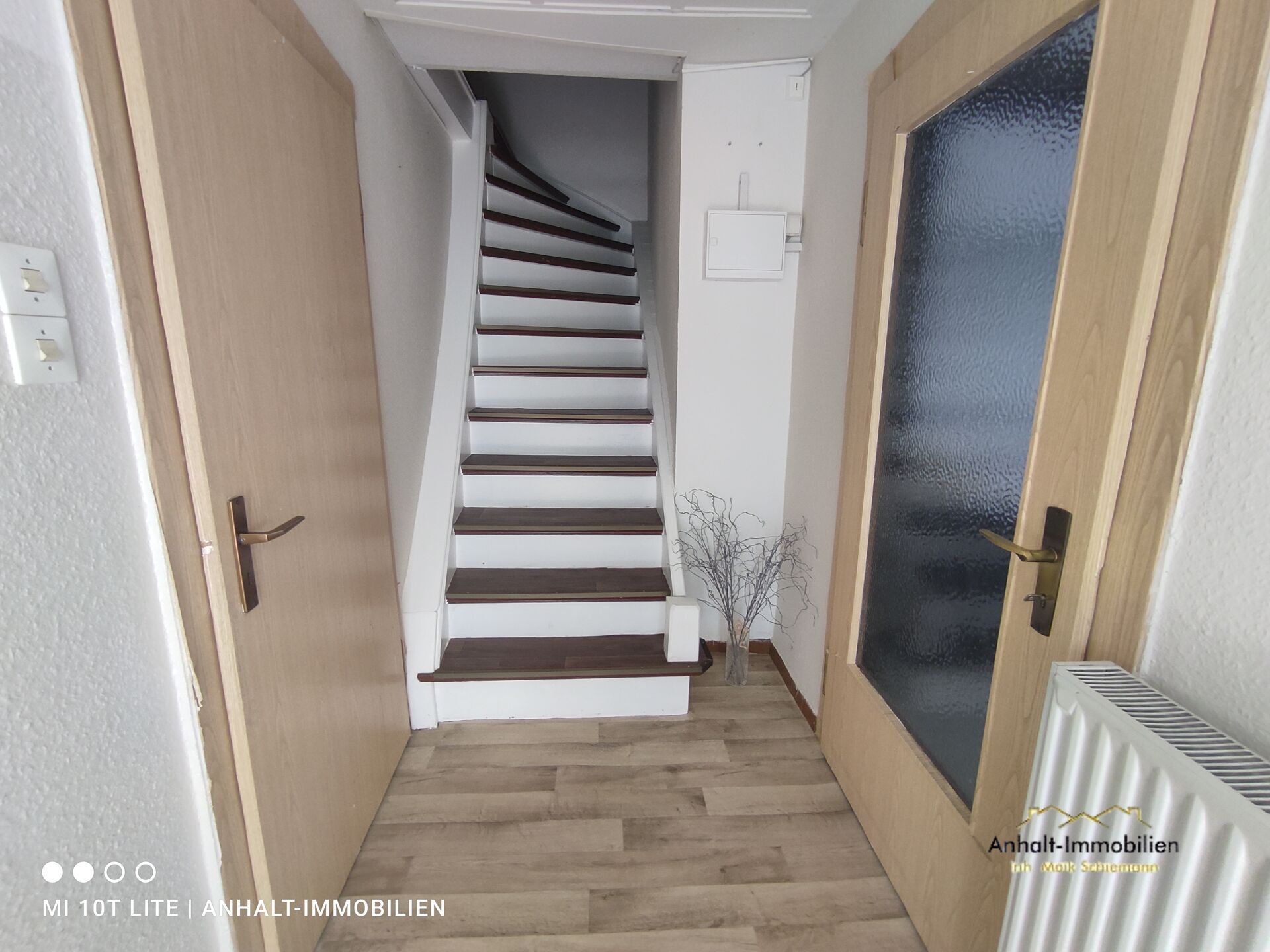 Haus rechts - EG - Flur 1