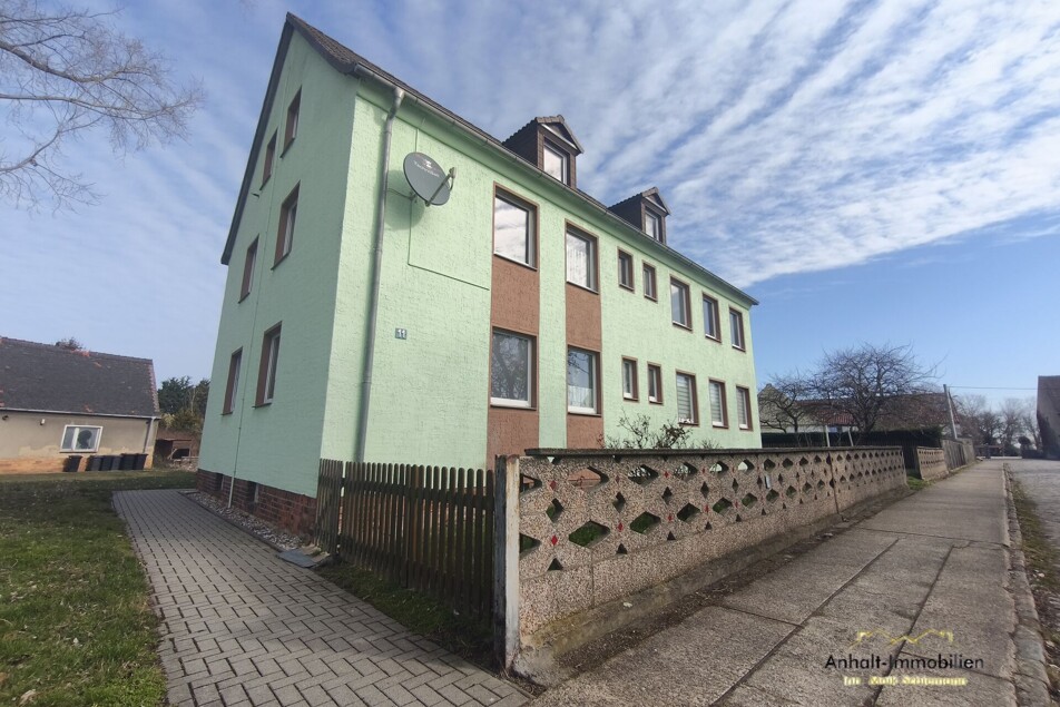 Hausansicht seitlich
