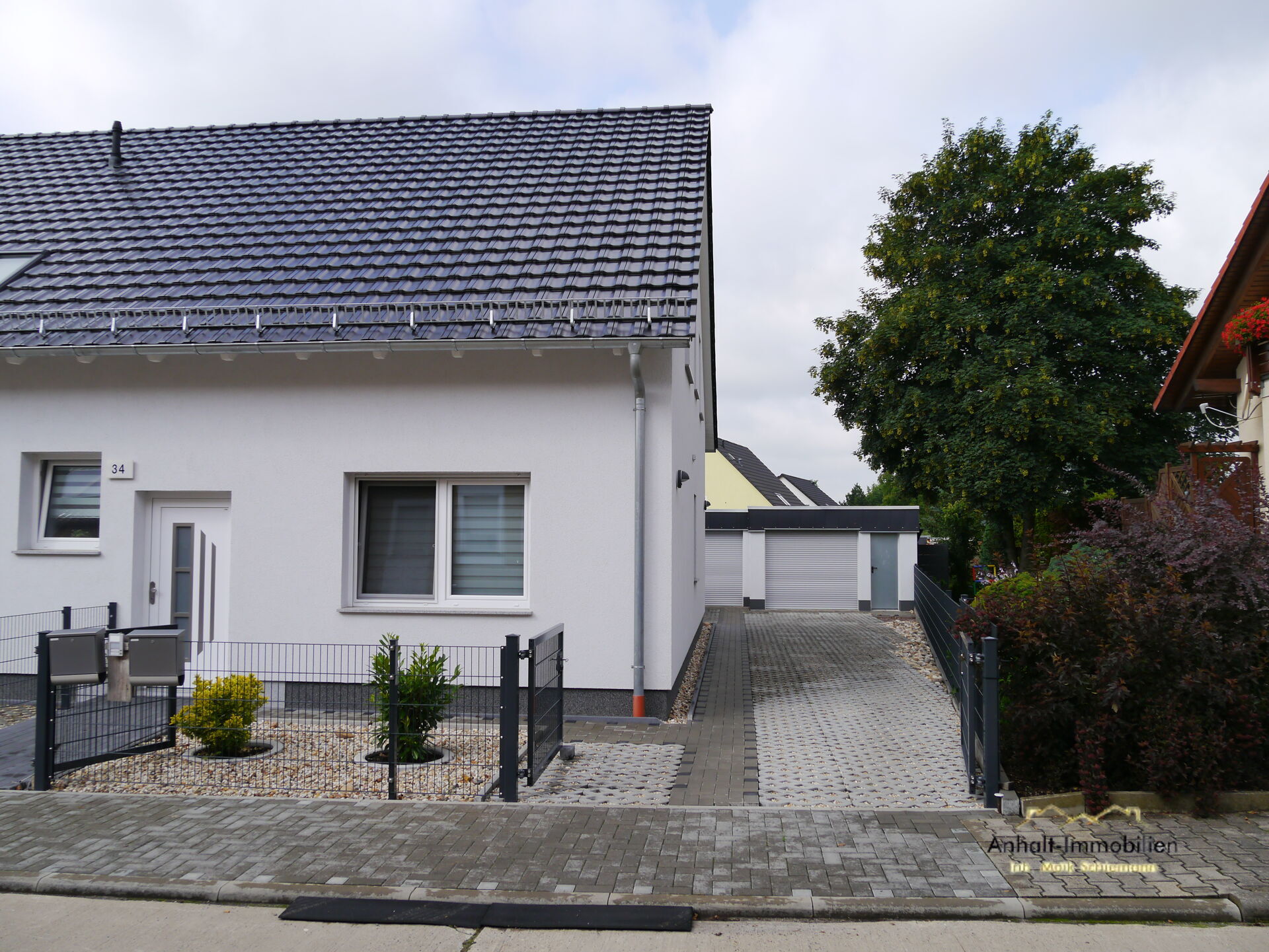 Einfahrt