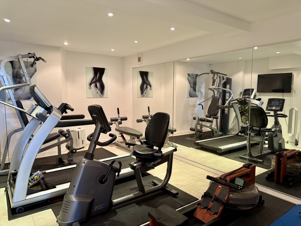 GYM