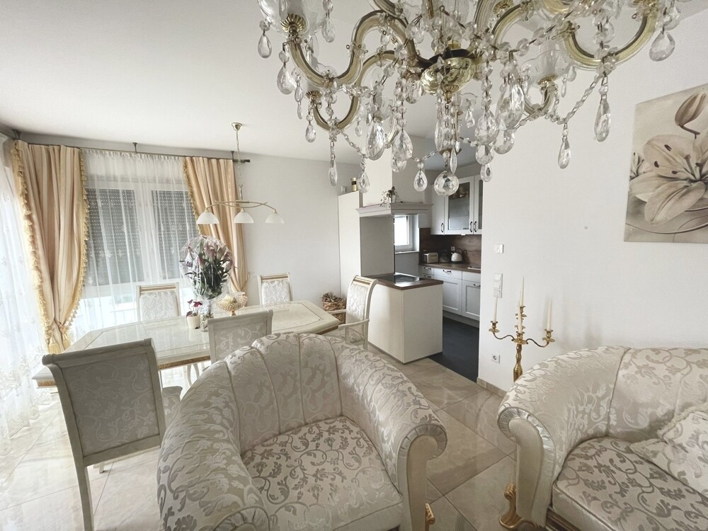 Wohn- und Essbereich