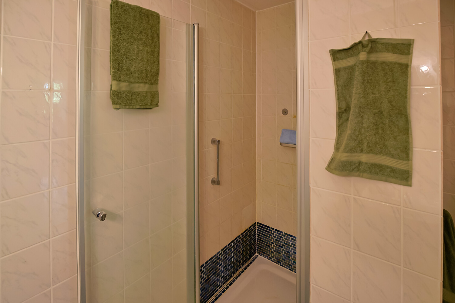Badezimmer 2
