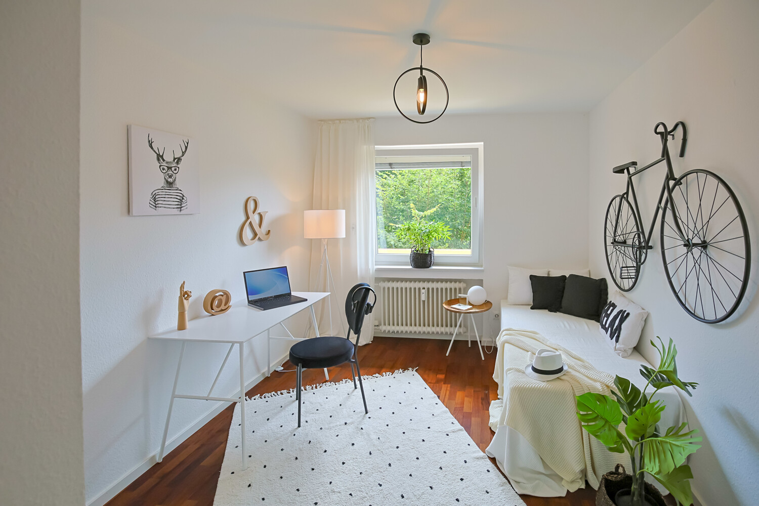 Schlafzimmer 2