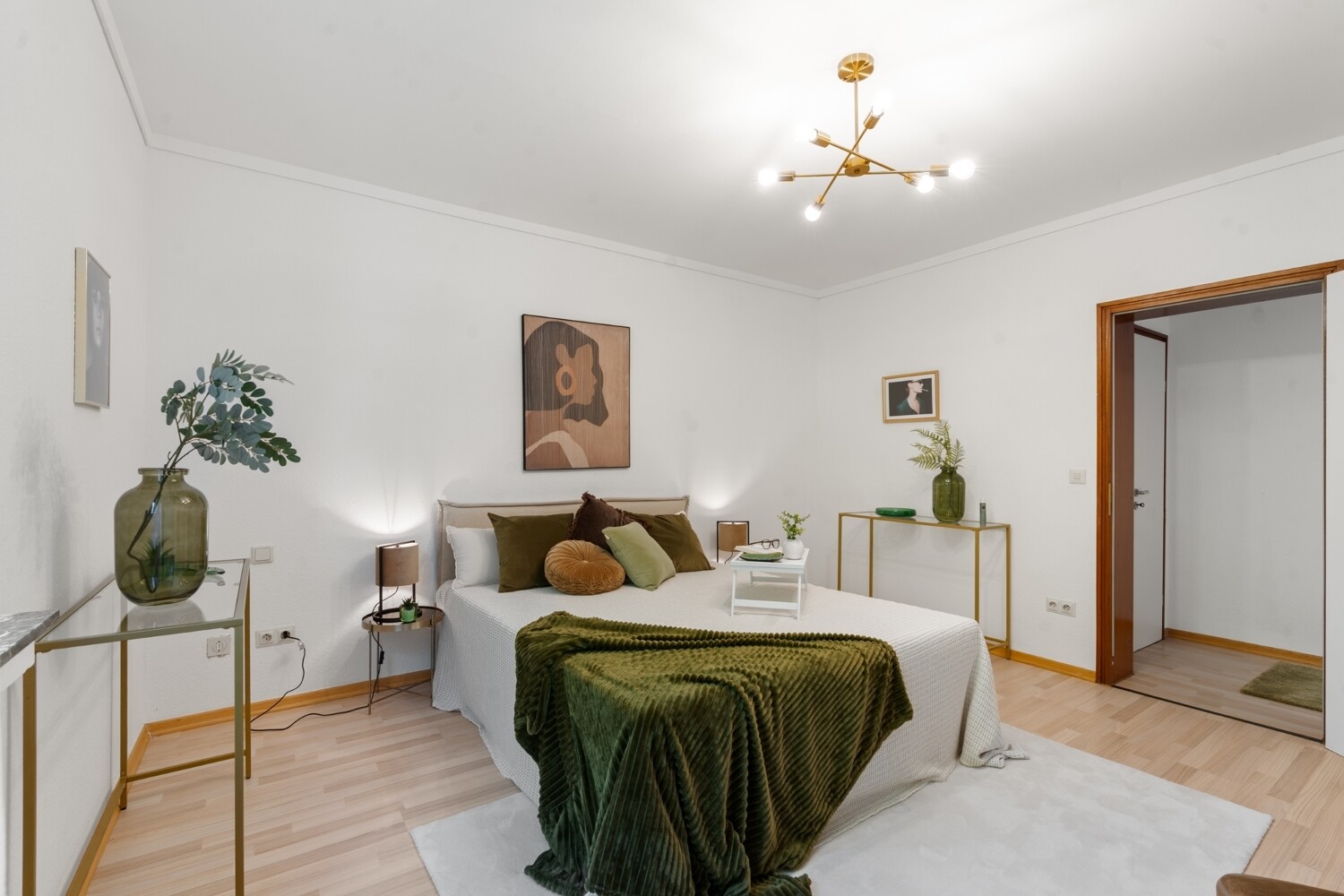 Schlafzimmer 1