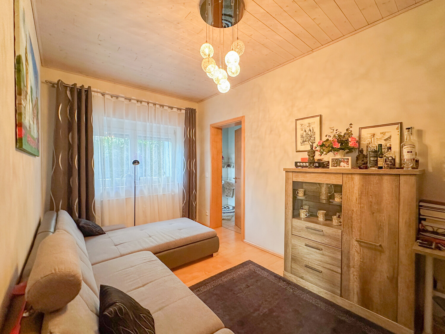 Schlafzimmer 2