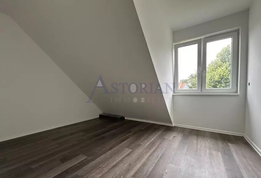 Dachgeschoss Zimmer 3