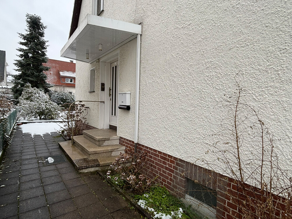 Haustür überdacht