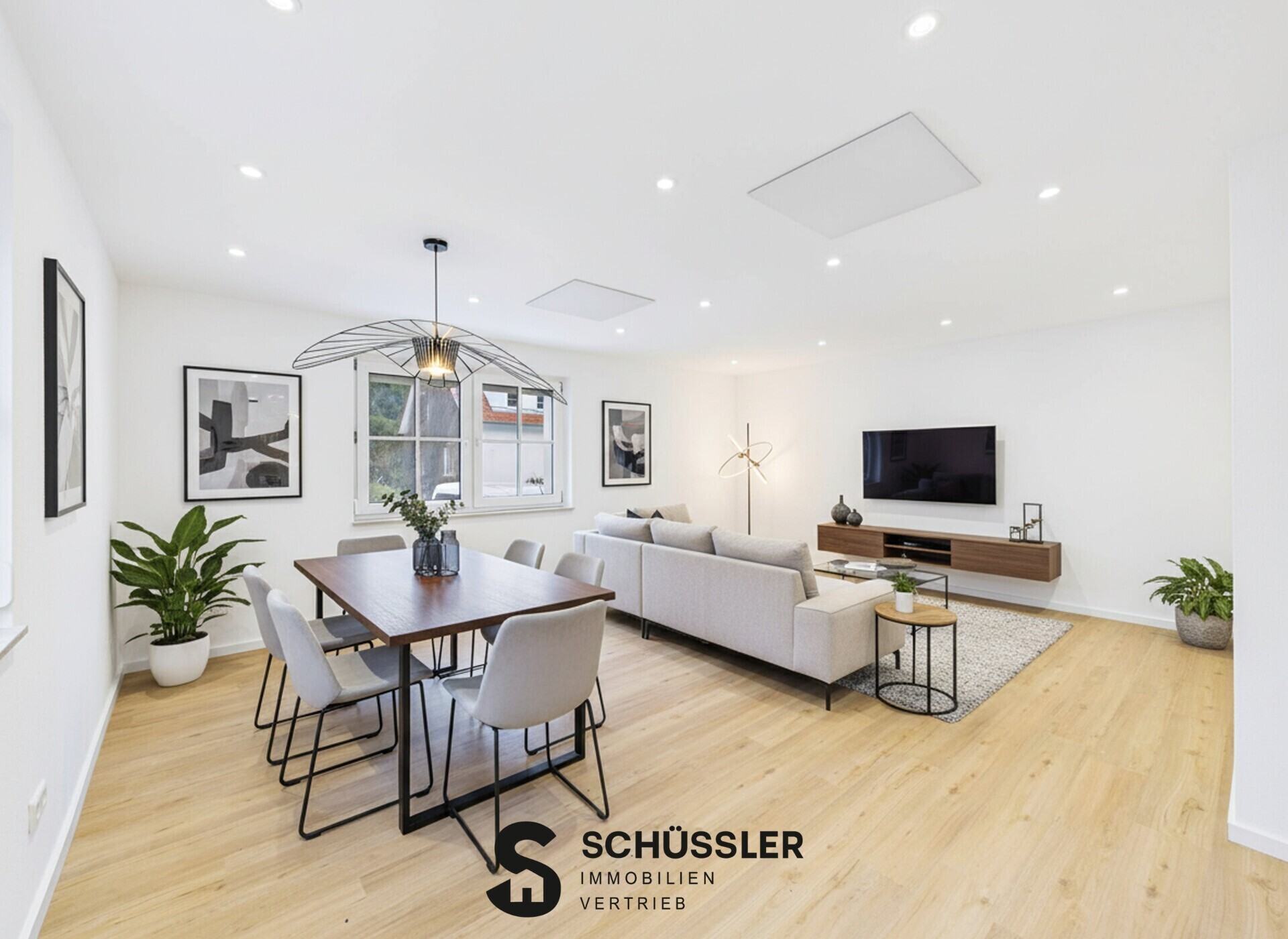 Wohn- und Essbereich