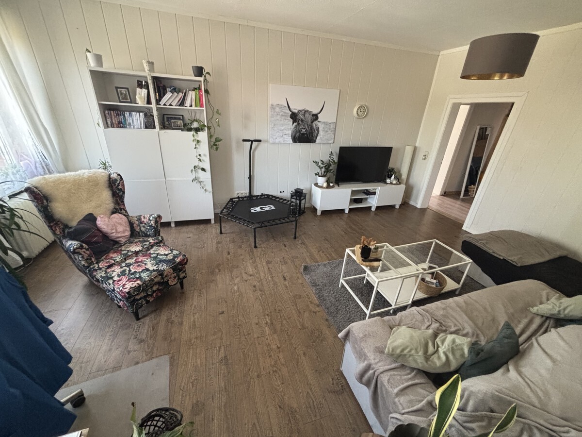Wohnzimmer Mietwohnung OG rechts