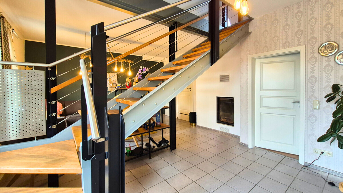 Eingang - Treppe
