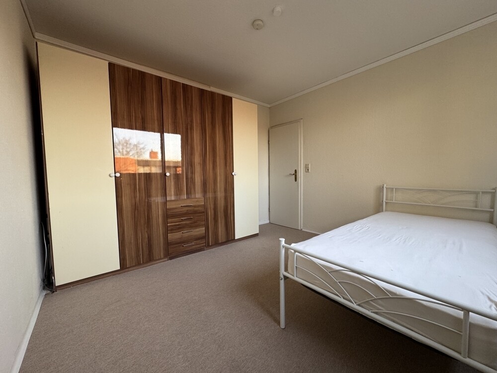 Schlafzimmer Bild 2