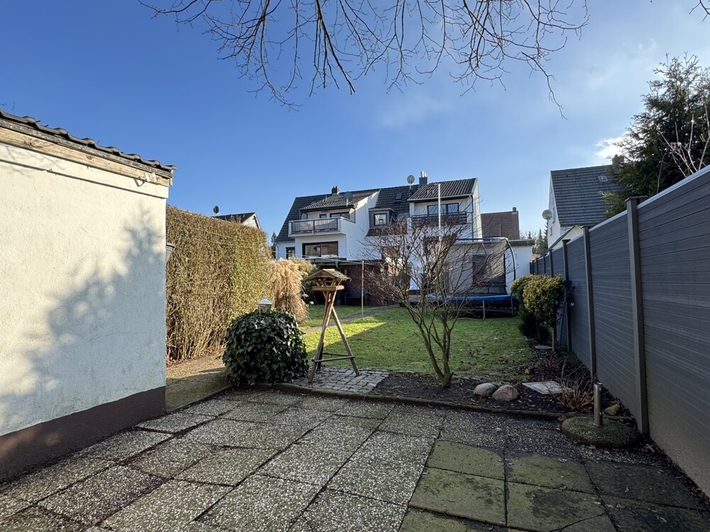 Garten + Rückansicht