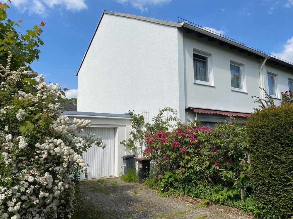 Außenansicht Garage