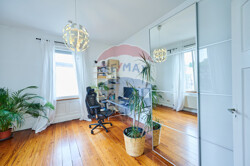 Arbeitszimmer
