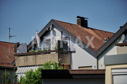 Außenansicht mit Balkon