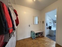 DG links, Diele
