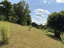 Grundstück