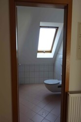 Gäste-WC im Eingangsbereich
