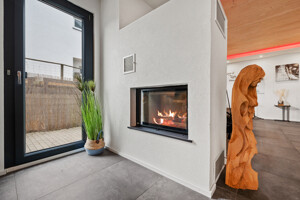 EG Detail: Tunnelkamin