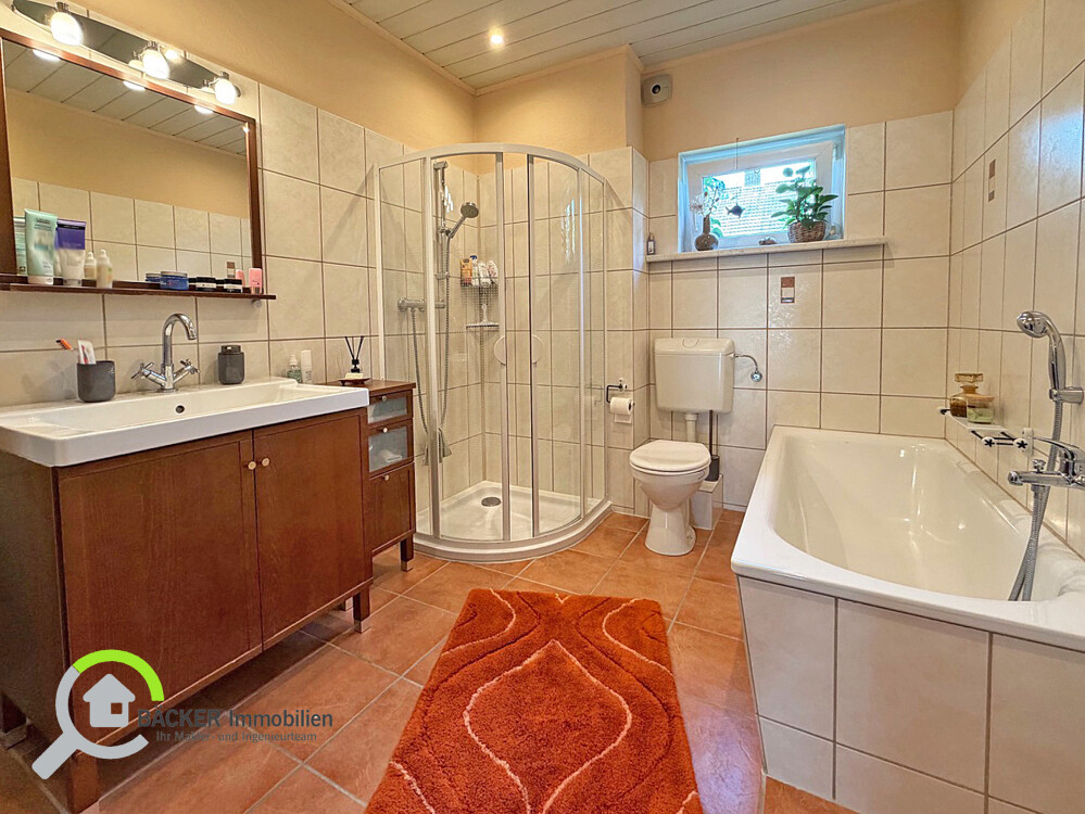 Badezimmer EG