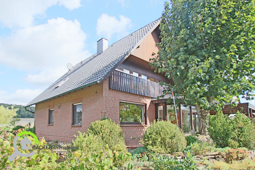 Ansicht aus dem Vorgarten