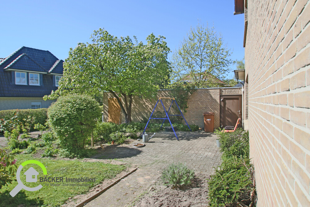 Blick zur Garage