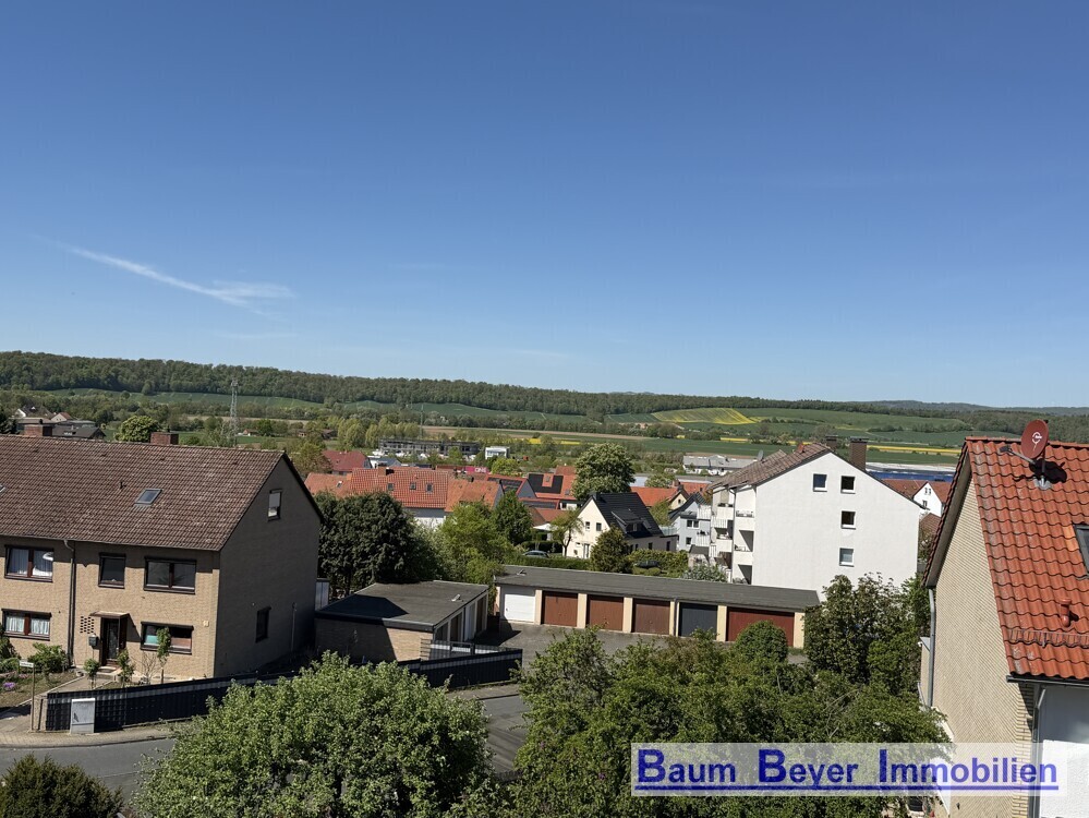 Ausblick über das Leinetal mit Sonnenuntergang