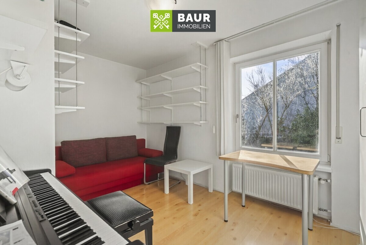 Büro EG
