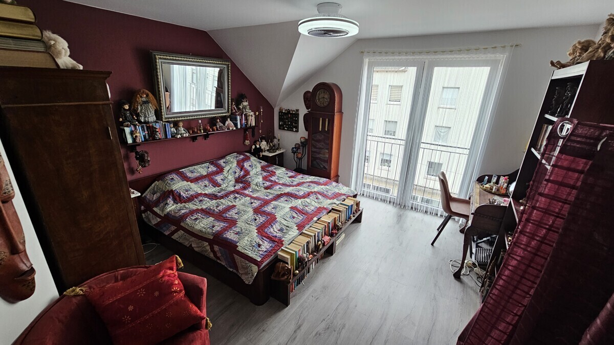 Schlafzimmer 1