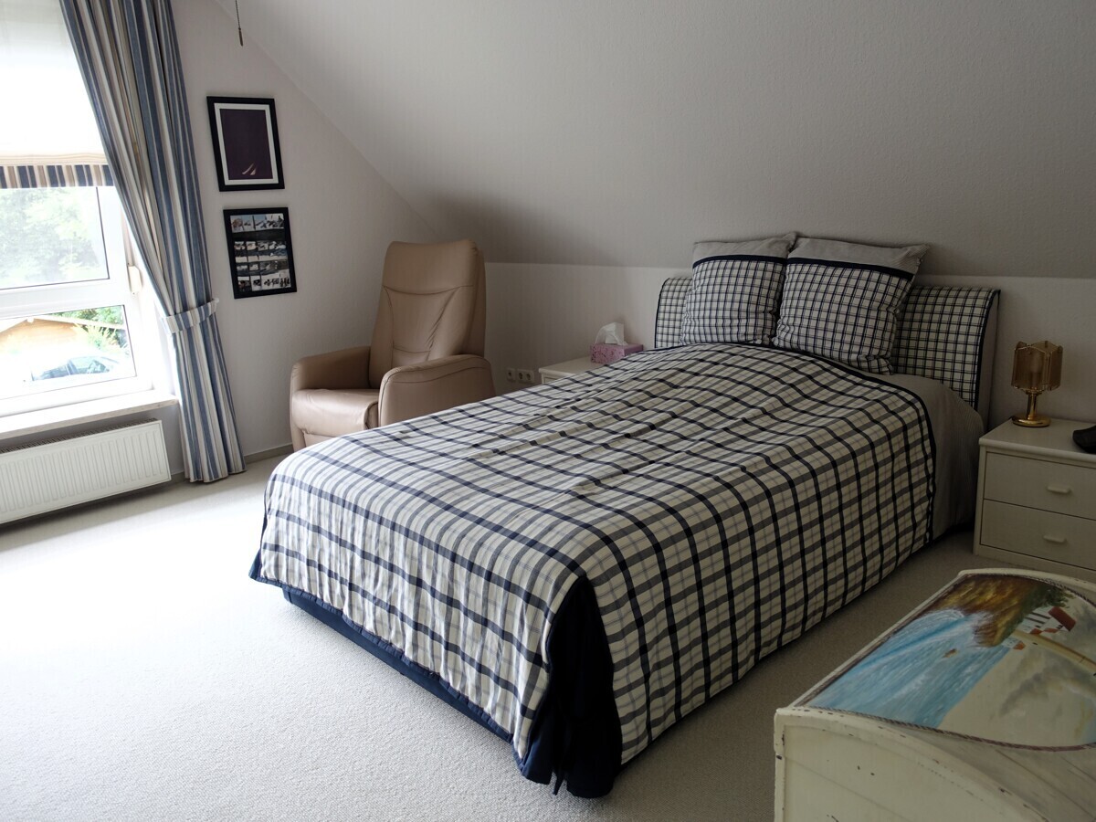 Schlafzimmer 2