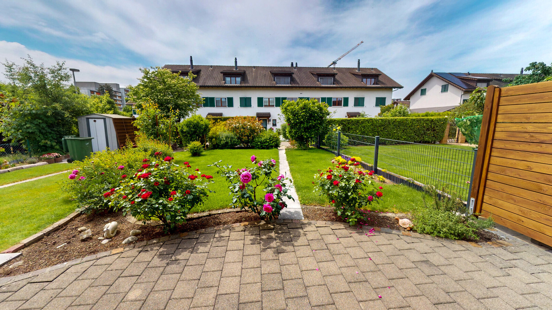 45-Zimmer-Reihenhaus-05232025_083536