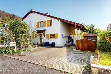 https://api.casaone.ch/bernardi-immobilien/orig/_slash_uploads_slash_2024_slash_04_slash_23953db5-fe28-11ee-afda-0a4bde28e6f6