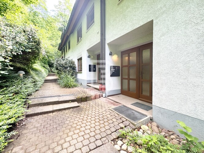 Charmante Maisonette-Wohnung mit Garten