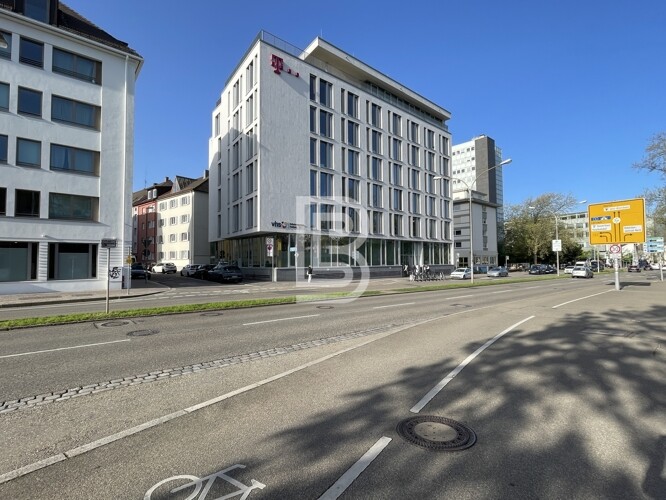 Leerstehendes Bürohaus in Stadtzentrumslage