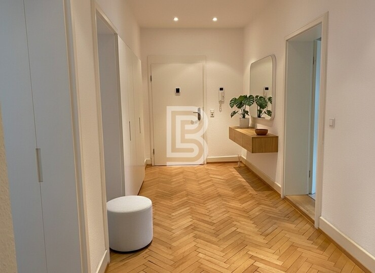 Kernsanierte Altbauwohnung mit Südbalkon