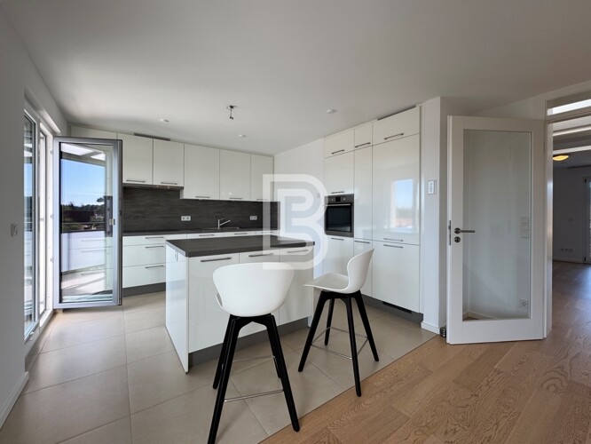 Neuwertiges Penthouse mit  360°-Traumblick