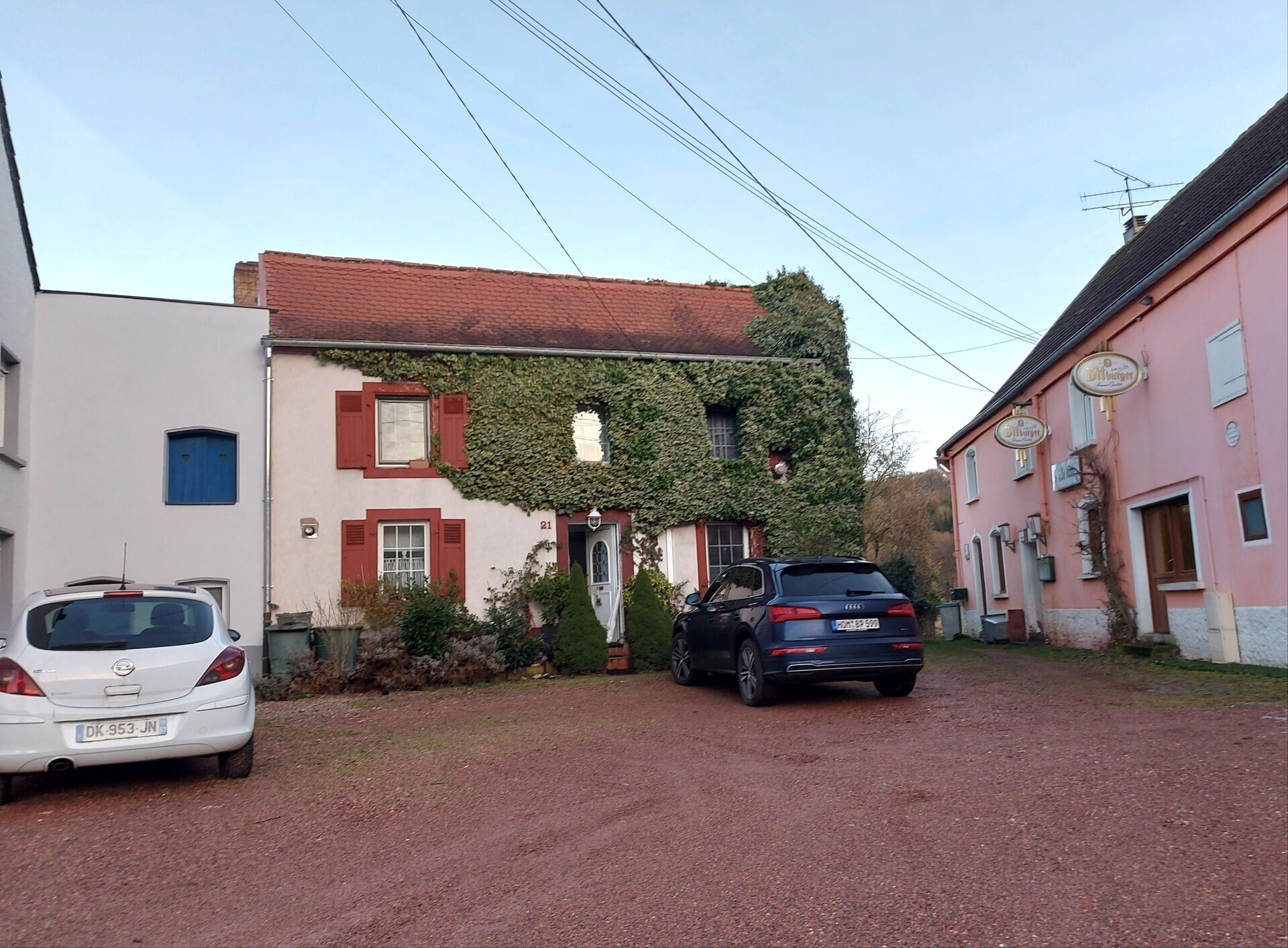 Straßenansicht