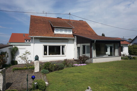 Rückansicht mit Wintergarten