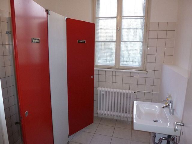 2_WC