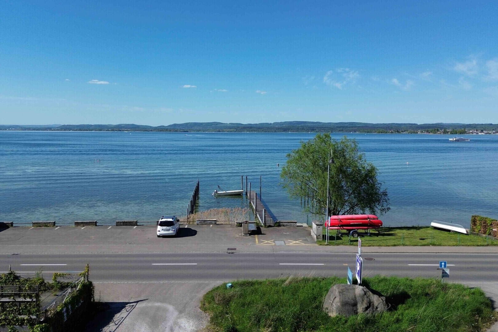 Blickrichtung zum See