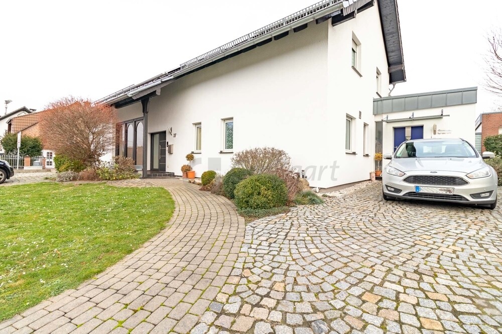 Zugang Wohnung DG